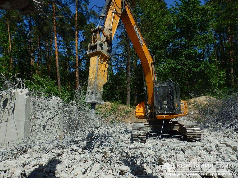 Стоимость демонтажа старых обоев